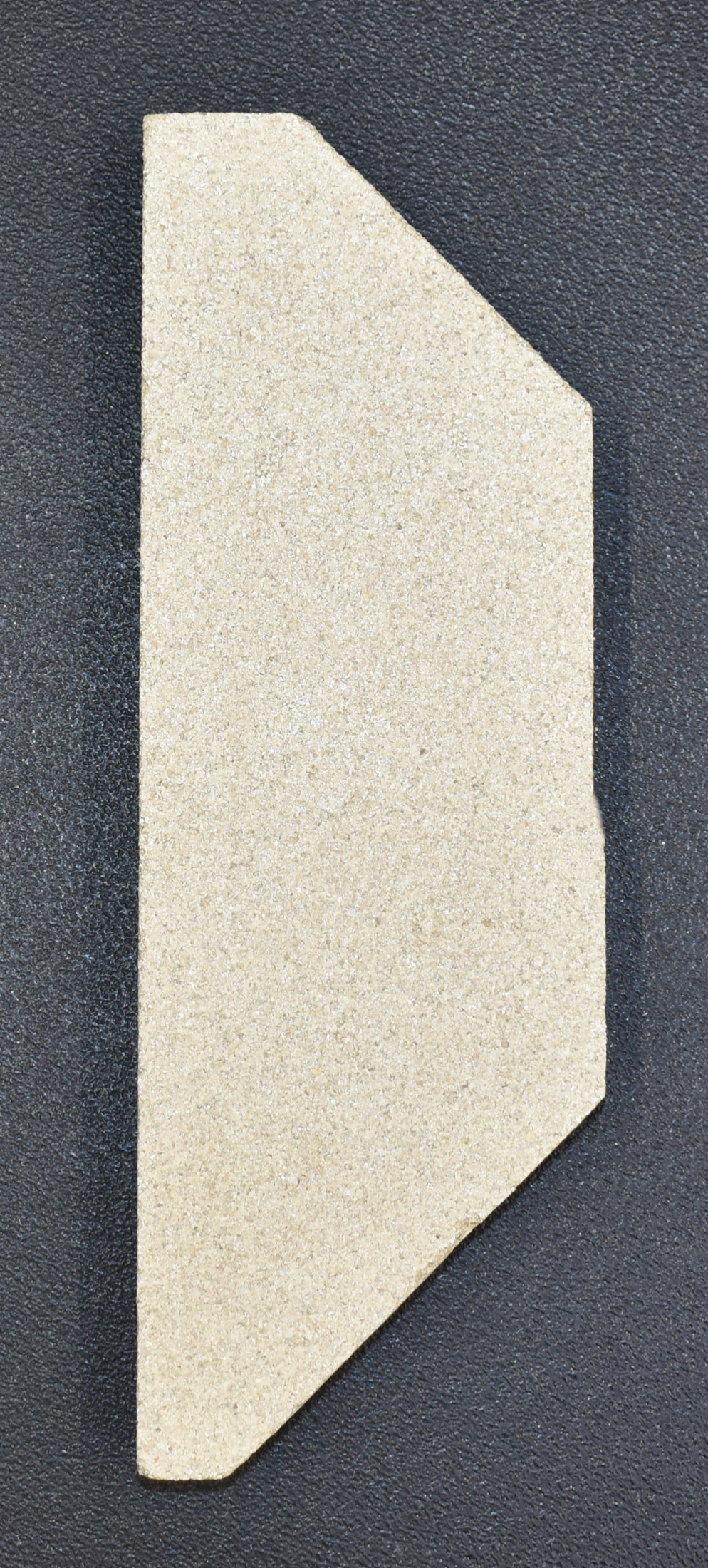 Justus P50-5 bundsten højre A